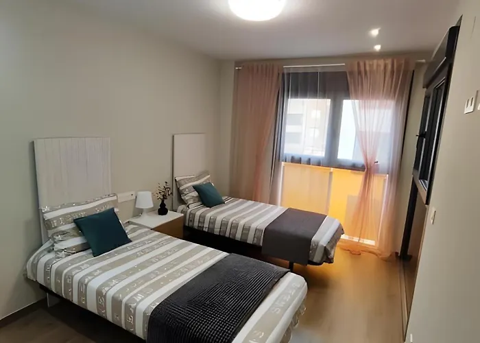Apartamento Mit Pool 50m *